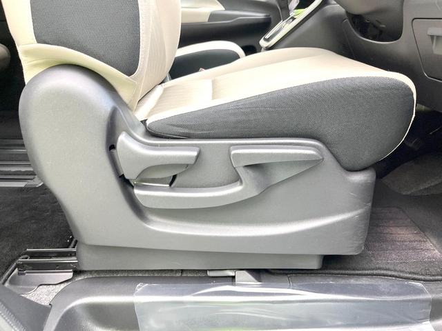 セレナ ハイウェイスター　純正９型ナビ　バックモニター　エマージェンシーブレーキ　クルコン　両側パワスラ　グレージュ内装　ＥＴＣ　リアオートエアコン　オートエアコン　オートライト　スマートキー　アイドリングストップ（48枚目）