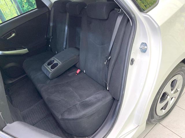 プリウス Ｓ　禁煙車　純正ナビ　バックモニター　オートエアコン　ＥＴＣ　スマートキー　シートリフター　電動格納ミラー　ＨＩＤヘッド　オートライト　ステアリングスイッチ　Ｂｌｕｅｔｏｏｔｈ　フォグ（27枚目）