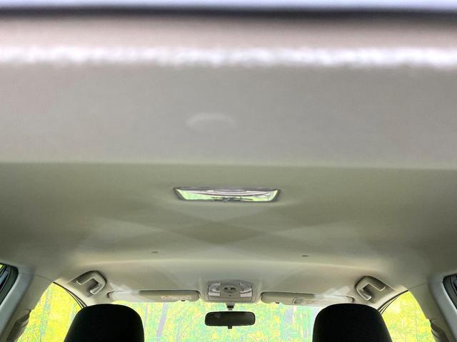 プリウス Ｓ　禁煙車　純正ナビ　バックモニター　オートエアコン　ＥＴＣ　スマートキー　シートリフター　電動格納ミラー　ＨＩＤヘッド　オートライト　ステアリングスイッチ　Ｂｌｕｅｔｏｏｔｈ　フォグ（30枚目）