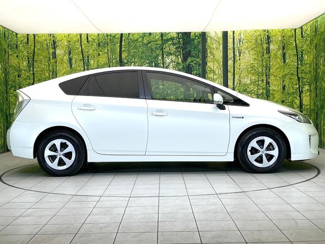 プリウス Ｓ　禁煙車　純正ナビ　バックモニター　オートエアコン　ＥＴＣ　スマートキー　シートリフター　電動格納ミラー　ＨＩＤヘッド　オートライト　ステアリングスイッチ　Ｂｌｕｅｔｏｏｔｈ　フォグ（52枚目）