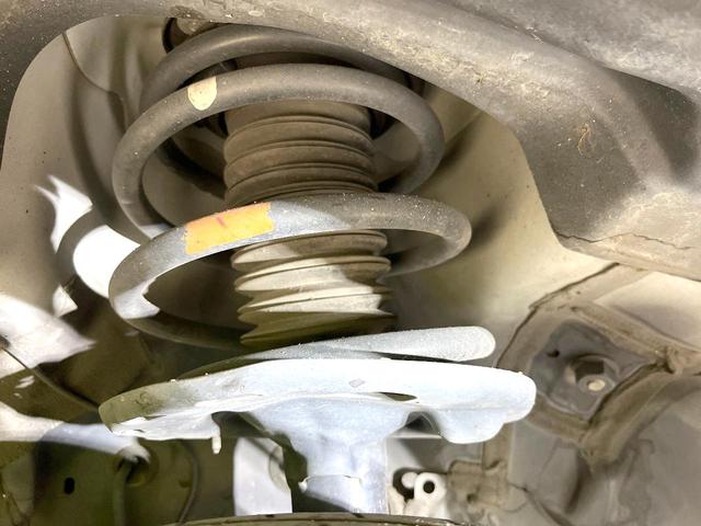 アルファード ２．５Ｇ　禁煙車　純正１０型ナビ　パノラミックビューモニター　ＪＢＬサウンド　フリップダウン　デジタルミラー　ＢＳＭ　両側電動スライドドア　シートベンチレーション　レーダークルーズ　パワーバックドアドア（21枚目）