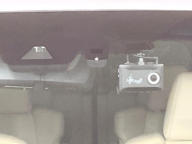 アルファード ２．５Ｇ　禁煙車　純正１０型ナビ　パノラミックビューモニター　ＪＢＬサウンド　フリップダウン　デジタルミラー　ＢＳＭ　両側電動スライドドア　シートベンチレーション　レーダークルーズ　パワーバックドアドア（33枚目）
