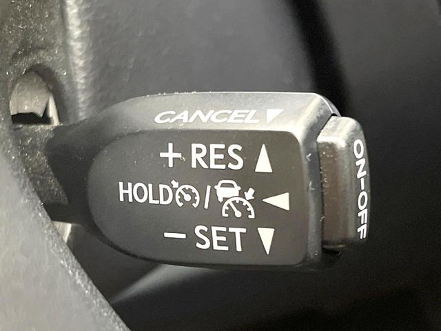 アルファード ２．５Ｇ　禁煙車　純正１０型ナビ　パノラミックビューモニター　ＪＢＬサウンド　フリップダウン　デジタルミラー　ＢＳＭ　両側電動スライドドア　シートベンチレーション　レーダークルーズ　パワーバックドアドア（35枚目）