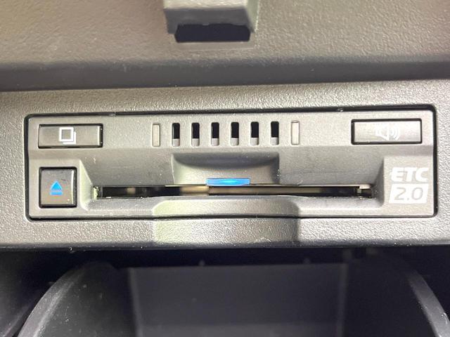 アルファード ２．５Ｇ　禁煙車　純正１０型ナビ　パノラミックビューモニター　ＪＢＬサウンド　フリップダウン　デジタルミラー　ＢＳＭ　両側電動スライドドア　シートベンチレーション　レーダークルーズ　パワーバックドアドア（38枚目）