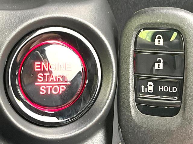 Ｎ－ＢＯＸカスタム ベースグレード　届出済未使用車　電動スライドドア　ホンダセンシング　アダプティブクルーズ　シートヒーター　スマートキー　オートライト　オートエアコン　ＬＥＤヘッドライト　オートブレーキホールド（7枚目）
