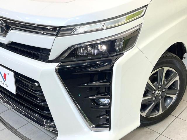 ヴォクシー ZS 煌III 禁煙車 純正10型ナビ バックカメラ フリップダウン セーフティセンス 両側電動スライドドア セーフティセンス クルコン LEDヘッドライト ETC スマートキー オートライト オートエアコン(13枚目)