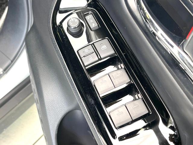 ヴォクシー ZS 煌III 禁煙車 純正10型ナビ バックカメラ フリップダウン セーフティセンス 両側電動スライドドア セーフティセンス クルコン LEDヘッドライト ETC スマートキー オートライト オートエアコン(60枚目)