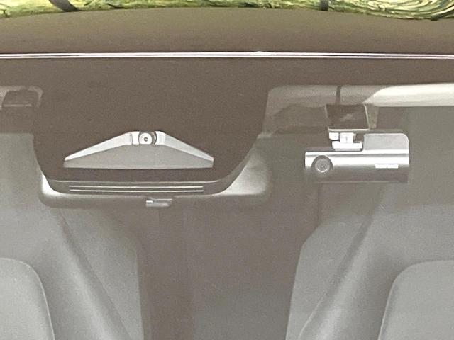 ヤリスクロス Ｘ　禁煙車　メモリーナビ　バックカメラ　セーフティセンス　レーダークルーズ　スマートキー　ＥＴＣ　ドラレコ　オートマチックハイビーム　Ｂｌｕｅｔｏｏｔｈ　車線逸脱警報（5枚目）