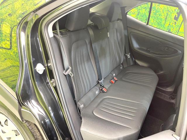 ヤリスクロス Ｘ　禁煙車　メモリーナビ　バックカメラ　セーフティセンス　レーダークルーズ　スマートキー　ＥＴＣ　ドラレコ　オートマチックハイビーム　Ｂｌｕｅｔｏｏｔｈ　車線逸脱警報（9枚目）