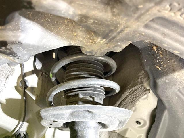 ヤリスクロス Ｘ　禁煙車　メモリーナビ　バックカメラ　セーフティセンス　レーダークルーズ　スマートキー　ＥＴＣ　ドラレコ　オートマチックハイビーム　Ｂｌｕｅｔｏｏｔｈ　車線逸脱警報（20枚目）