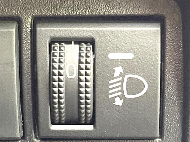 ヤリスクロス Ｘ　禁煙車　メモリーナビ　バックカメラ　セーフティセンス　レーダークルーズ　スマートキー　ＥＴＣ　ドラレコ　オートマチックハイビーム　Ｂｌｕｅｔｏｏｔｈ　車線逸脱警報（52枚目）