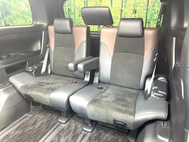 アルファード ２．５Ｓ　Ａパッケージ　タイプブラック　禁煙車　純正１０型ナビ　サンルーフ　バックカメラ　フリップダウン　セーフティセンス　レーダークルーズ　両側電動スライドドア　ＥＴＣ　スマートキー　ＬＥＤヘッドライト　フォグライト（42枚目）
