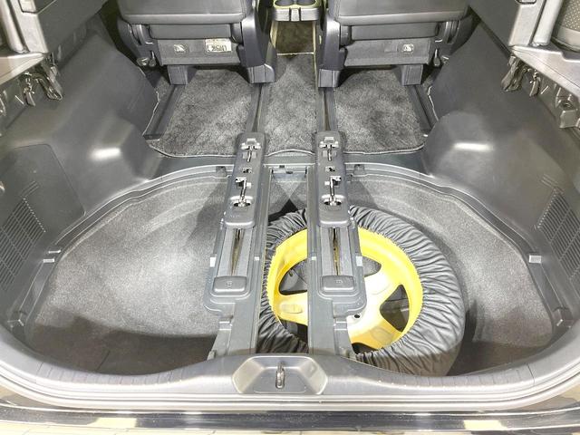 アルファード ２．５Ｓ　Ａパッケージ　タイプブラック　禁煙車　純正１０型ナビ　サンルーフ　バックカメラ　フリップダウン　セーフティセンス　レーダークルーズ　両側電動スライドドア　ＥＴＣ　スマートキー　ＬＥＤヘッドライト　フォグライト（45枚目）