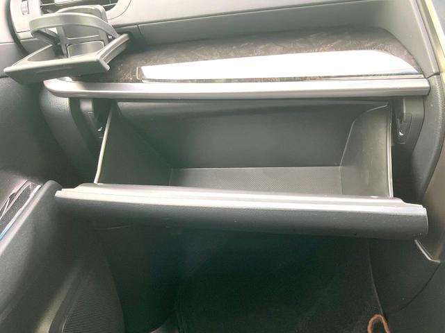 アルファード ２．５Ｓ　Ａパッケージ　タイプブラック　禁煙車　純正１０型ナビ　サンルーフ　バックカメラ　フリップダウン　セーフティセンス　レーダークルーズ　両側電動スライドドア　ＥＴＣ　スマートキー　ＬＥＤヘッドライト　フォグライト（49枚目）