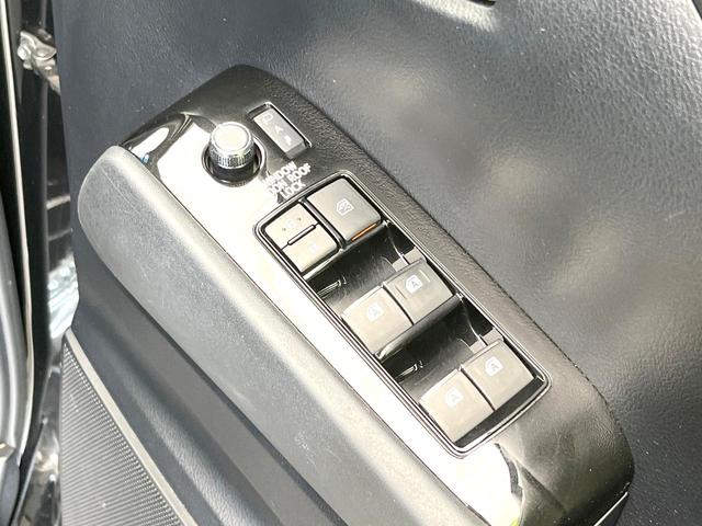 アルファード ２．５Ｓ　Ａパッケージ　タイプブラック　禁煙車　純正１０型ナビ　サンルーフ　バックカメラ　フリップダウン　セーフティセンス　レーダークルーズ　両側電動スライドドア　ＥＴＣ　スマートキー　ＬＥＤヘッドライト　フォグライト（57枚目）