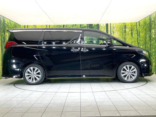 アルファード ２．５Ｓ　Ａパッケージ　タイプブラック　禁煙車　純正１０型ナビ　サンルーフ　バックカメラ　フリップダウン　セーフティセンス　レーダークルーズ　両側電動スライドドア　ＥＴＣ　スマートキー　ＬＥＤヘッドライト　フォグライト（62枚目）