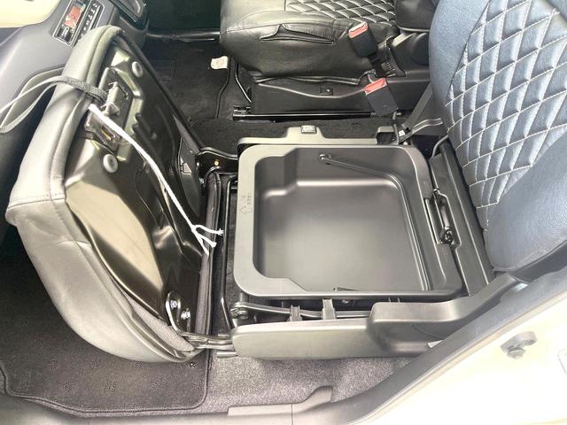 デリカＤ：２ ハイブリッドＭＺ　全方位カメラ付ナビパッケージ　禁煙車　ＳＤナビ　アラウンドモニター　ｅ－Ａｓｓｉｓｔ　両側電動スライドドア　ヘッドアップディスプレイ　レーダークルーズ　ＬＥＤヘッドライト　コーナーセンサー　スマートキー　ＥＴＣ（45枚目）