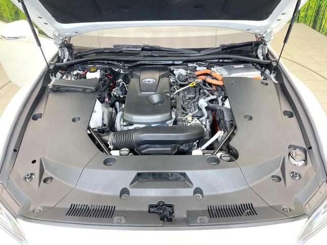 クラウンハイブリッド G メーカーナビ パノラミックビューモニター デジタルミラー セーフティセンス レーダークルーズ BSM ヘッドアップディスプレイ パドルシフト ETC LEDヘッドライト オートマチックハイビーム(18枚目)