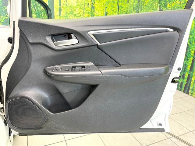 フィットハイブリッド L ホンダセンシング 禁煙車 純正ナビ バックモニター ホンダセンシング レーダークルーズ ETC ドラレコ オートエアコン スマートキー ハーフレザーシート LEDヘッド フォグ オートライト シートリフター(40枚目)