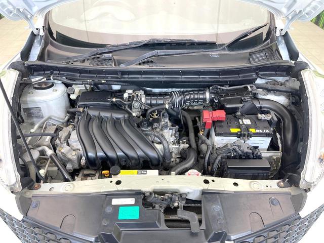 ジューク １５ＲＸ　タイプＶ　純正ナビ　バックカメラ　禁煙車　スマートキー　ＥＴＣ　ドラレコ　ＨＩＤヘッドライト　オートエアコン　オートライト　１７インチＡＷ　ＣＤ／ＤＶＤ再生　Ｂｌｕｅｔｏｏｔｈ再生（18枚目）