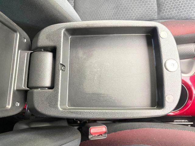 ジューク １５ＲＸ　タイプＶ　純正ナビ　バックカメラ　禁煙車　スマートキー　ＥＴＣ　ドラレコ　ＨＩＤヘッドライト　オートエアコン　オートライト　１７インチＡＷ　ＣＤ／ＤＶＤ再生　Ｂｌｕｅｔｏｏｔｈ再生（45枚目）