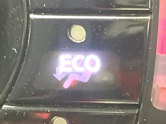 ジューク １５ＲＸ　タイプＶ　純正ナビ　バックカメラ　禁煙車　スマートキー　ＥＴＣ　ドラレコ　ＨＩＤヘッドライト　オートエアコン　オートライト　１７インチＡＷ　ＣＤ／ＤＶＤ再生　Ｂｌｕｅｔｏｏｔｈ再生（51枚目）