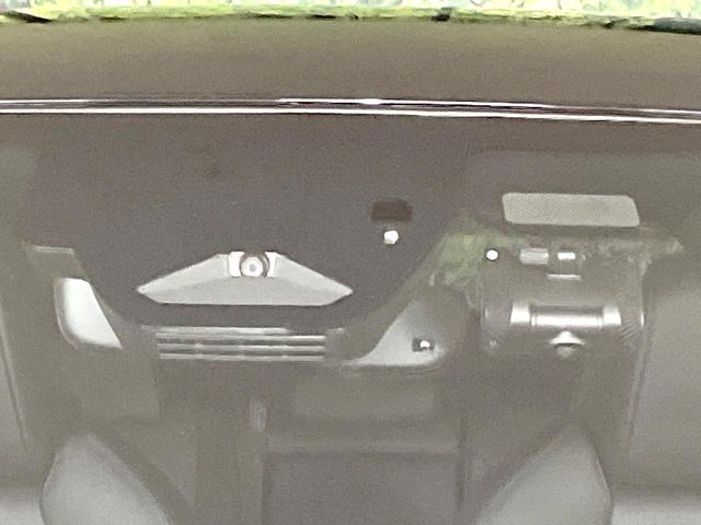 カローラクロス ハイブリッド Z 禁煙車 純正10.5型ナビ バックモニター セーフティセンス レーダークルーズ パワーバックドア シートヒーター オートエアコン LEDヘッド フォグ オートライト スマートキー ETC ドラレコ(3枚目)
