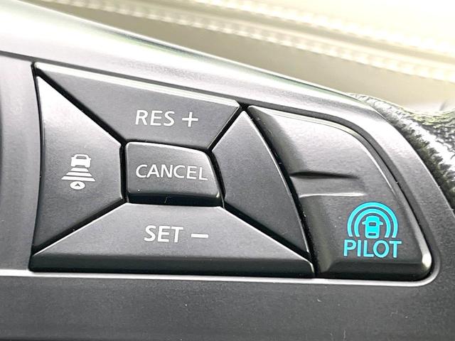 セレナ ハイウェイスター Vセレクション 禁煙車 純正9型ナビ 全方位モニター フリップダウンモニター プロパイロット デジタルミラー エマージェンシーブレーキ リアオートエアコン オートエアコン ETC ドラレコ スマートキー フォグ(6枚目)