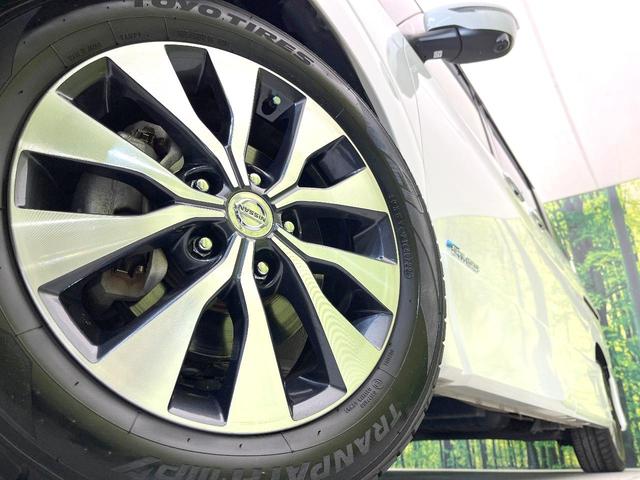 セレナ ハイウェイスター Vセレクション 禁煙車 純正9型ナビ 全方位モニター フリップダウンモニター プロパイロット デジタルミラー エマージェンシーブレーキ リアオートエアコン オートエアコン ETC ドラレコ スマートキー フォグ(14枚目)