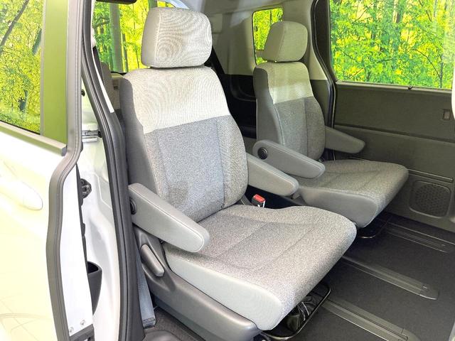 フリード エアー　登録済未使用車　純正８型ディスプレイ　バックモニター　両側電動スライドドア　ホンダセンシング　アダプティブクルーズコントロール　ＬＥＤヘッドライト　オートマチックハイビーム　誤発進抑制機能（9枚目）