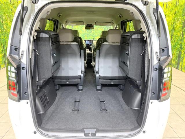 フリード エアー　登録済未使用車　純正８型ディスプレイ　バックモニター　両側電動スライドドア　ホンダセンシング　アダプティブクルーズコントロール　ＬＥＤヘッドライト　オートマチックハイビーム　誤発進抑制機能（11枚目）