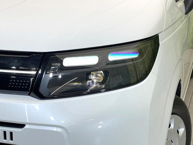 フリード エアー　登録済未使用車　純正８型ディスプレイ　バックモニター　両側電動スライドドア　ホンダセンシング　アダプティブクルーズコントロール　ＬＥＤヘッドライト　オートマチックハイビーム　誤発進抑制機能（13枚目）