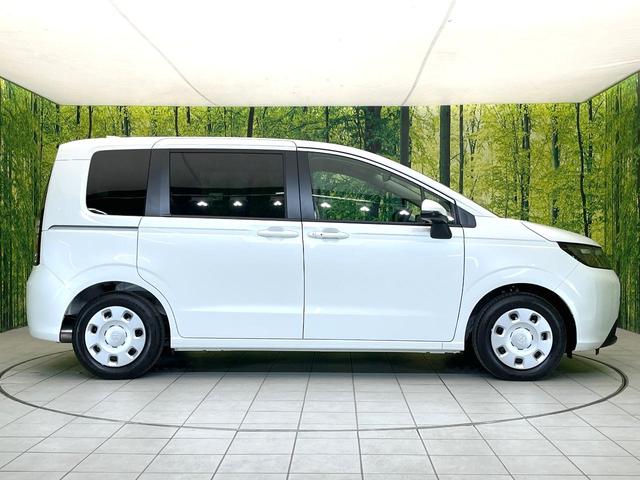 フリード エアー　登録済未使用車　純正８型ディスプレイ　バックモニター　両側電動スライドドア　ホンダセンシング　アダプティブクルーズコントロール　ＬＥＤヘッドライト　オートマチックハイビーム　誤発進抑制機能（57枚目）