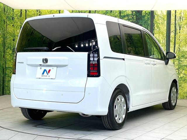 フリード エアー　登録済未使用車　純正８型ディスプレイ　バックモニター　両側電動スライドドア　ホンダセンシング　アダプティブクルーズコントロール　ＬＥＤヘッドライト　オートマチックハイビーム　誤発進抑制機能（59枚目）