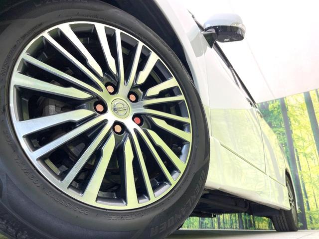 エルグランド 250ハイウェイスターS 禁煙車 純正ナビ フリップダウンモニター 全方位モニター 両側パワスラ オットマンシート クルコン ETC オートエアコン リアオートエアコン スマートキー シートリフター 電動格納ミラー(14枚目)