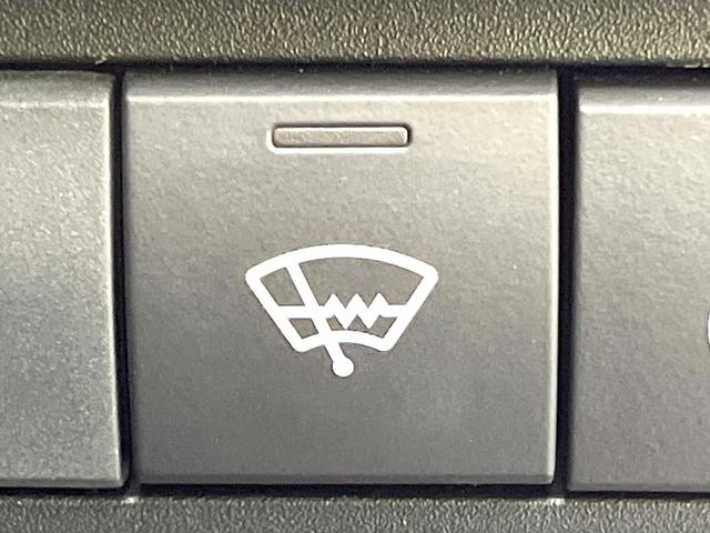 ヤリスクロス ハイブリッドZ 禁煙車 純正ディスプレイ 全方位モニター セーフティセンス レーダークルーズ BSM ヘッドアップディスプレイ ETC シートヒーター ステアリングヒーター パワーシート オートエアコン LEDヘッド(52枚目)