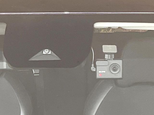 ノート X 禁煙車 SDナビ 全方位モニター エマージェンシーブレーキ デジタルミラー BSM ETC オートエアコン スマートキー オートライト シートリフター 電動格納ミラー ドラレコ Bluetooth(6枚目)