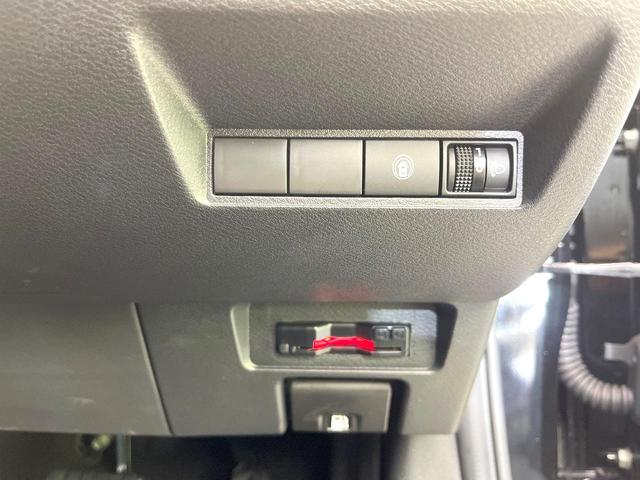 ノート X 禁煙車 SDナビ 全方位モニター エマージェンシーブレーキ デジタルミラー BSM ETC オートエアコン スマートキー オートライト シートリフター 電動格納ミラー ドラレコ Bluetooth(48枚目)