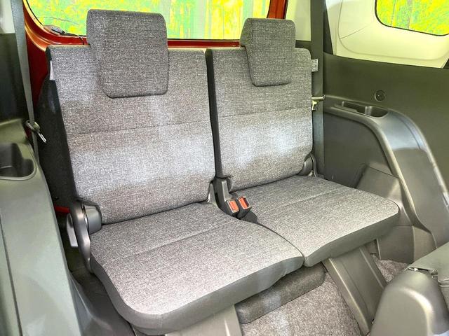 シエンタ ハイブリッドZ 禁煙車 純正8型ディスプレイ 全方位モニター セーフティセンス BSM レーダークルーズ 両側パワスラ シートヒーター ステアリングヒーター 天井サーキュレーター オートエアコン LEDヘッド(10枚目)