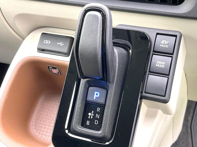 シエンタ ハイブリッドZ 禁煙車 純正8型ディスプレイ 全方位モニター セーフティセンス BSM レーダークルーズ 両側パワスラ シートヒーター ステアリングヒーター 天井サーキュレーター オートエアコン LEDヘッド(21枚目)