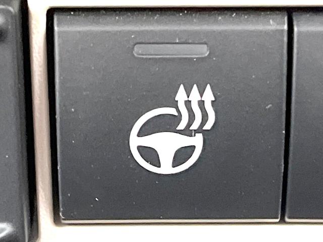 シエンタ ハイブリッドZ 禁煙車 純正8型ディスプレイ 全方位モニター セーフティセンス BSM レーダークルーズ 両側パワスラ シートヒーター ステアリングヒーター 天井サーキュレーター オートエアコン LEDヘッド(30枚目)