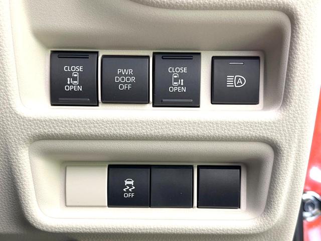 シエンタ ハイブリッドZ 禁煙車 純正8型ディスプレイ 全方位モニター セーフティセンス BSM レーダークルーズ 両側パワスラ シートヒーター ステアリングヒーター 天井サーキュレーター オートエアコン LEDヘッド(31枚目)