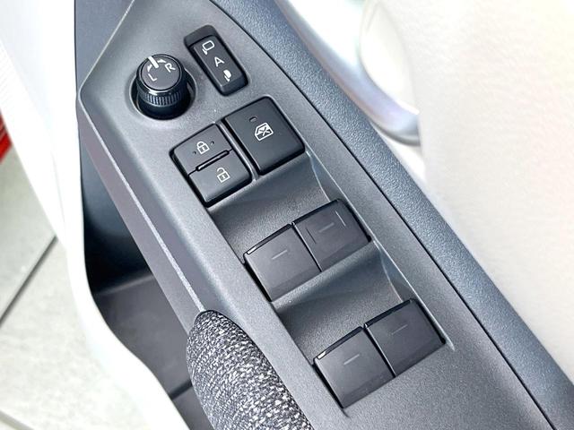 シエンタ ハイブリッドZ 禁煙車 純正8型ディスプレイ 全方位モニター セーフティセンス BSM レーダークルーズ 両側パワスラ シートヒーター ステアリングヒーター 天井サーキュレーター オートエアコン LEDヘッド(51枚目)