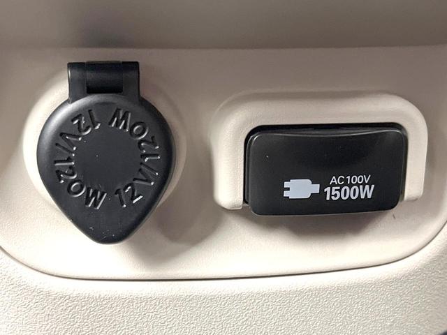 シエンタ ハイブリッドZ 禁煙車 純正8型ディスプレイ 全方位モニター セーフティセンス BSM レーダークルーズ 両側パワスラ シートヒーター ステアリングヒーター 天井サーキュレーター オートエアコン LEDヘッド(55枚目)