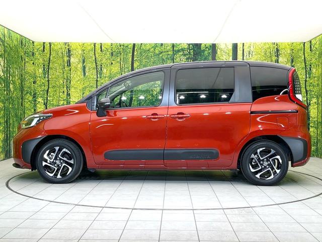 シエンタ ハイブリッドZ 禁煙車 純正8型ディスプレイ 全方位モニター セーフティセンス BSM レーダークルーズ 両側パワスラ シートヒーター ステアリングヒーター 天井サーキュレーター オートエアコン LEDヘッド(69枚目)