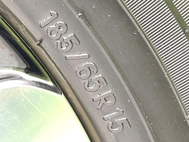 シエンタ ハイブリッドZ 禁煙車 純正8型ディスプレイ 全方位モニター セーフティセンス BSM レーダークルーズ 両側パワスラ シートヒーター ステアリングヒーター 天井サーキュレーター オートエアコン LEDヘッド(74枚目)