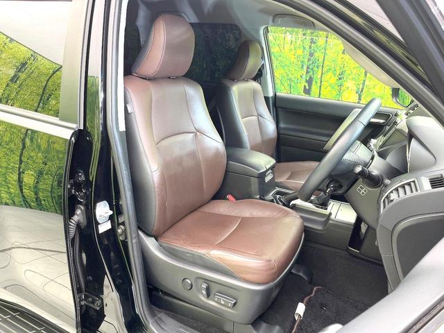 ランドクルーザープラド TX Lパッケージ・G-フロンティア 禁煙車 メーカーナビ フロント・サイド・バックカメラ クルコン パワーシート 赤茶レザーシート 3列シート ETC LEDヘッド ヘッドライトウォッシャー オートライト オートエアコン スマートキー(8枚目)