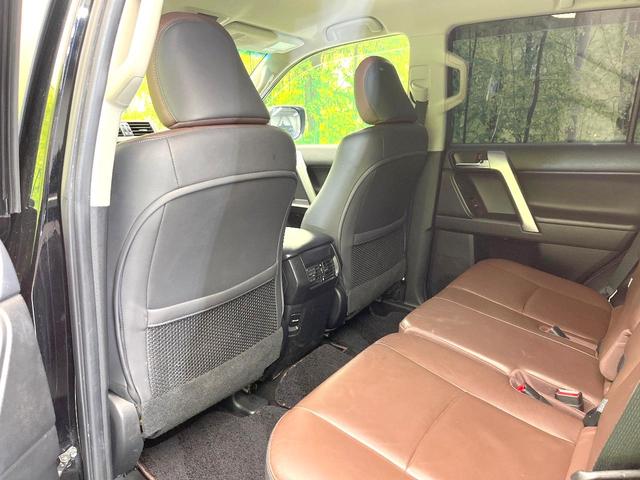 ランドクルーザープラド TX Lパッケージ・G-フロンティア 禁煙車 メーカーナビ フロント・サイド・バックカメラ クルコン パワーシート 赤茶レザーシート 3列シート ETC LEDヘッド ヘッドライトウォッシャー オートライト オートエアコン スマートキー(31枚目)