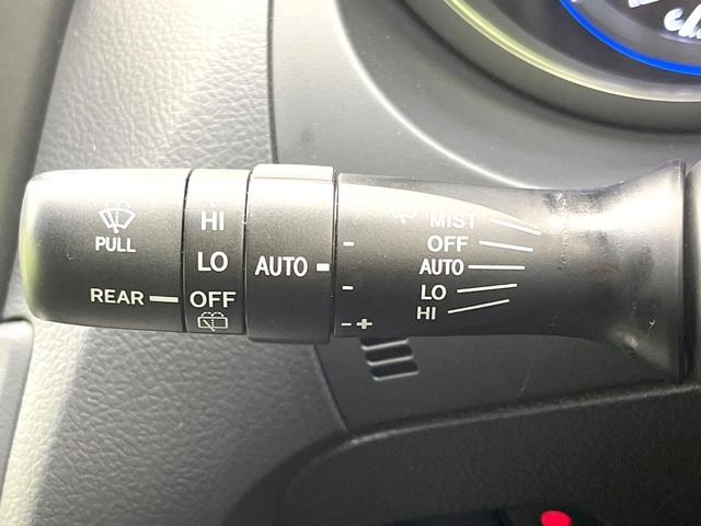 ランドクルーザープラド TX Lパッケージ・G-フロンティア 禁煙車 メーカーナビ フロント・サイド・バックカメラ クルコン パワーシート 赤茶レザーシート 3列シート ETC LEDヘッド ヘッドライトウォッシャー オートライト オートエアコン スマートキー(42枚目)