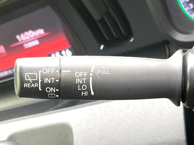 N-ONE ツアラー・Lパッケージ 禁煙車 純正ディスプレイ バックモニター クルコン ETC スマートキー HIDヘッド オートライト オートエアコン パドルシフト ターボ シートリフター 電動格納ミラー 14インチAW(37枚目)